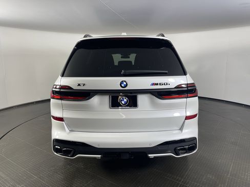 Used 2025 BMW X7 M60i image 7