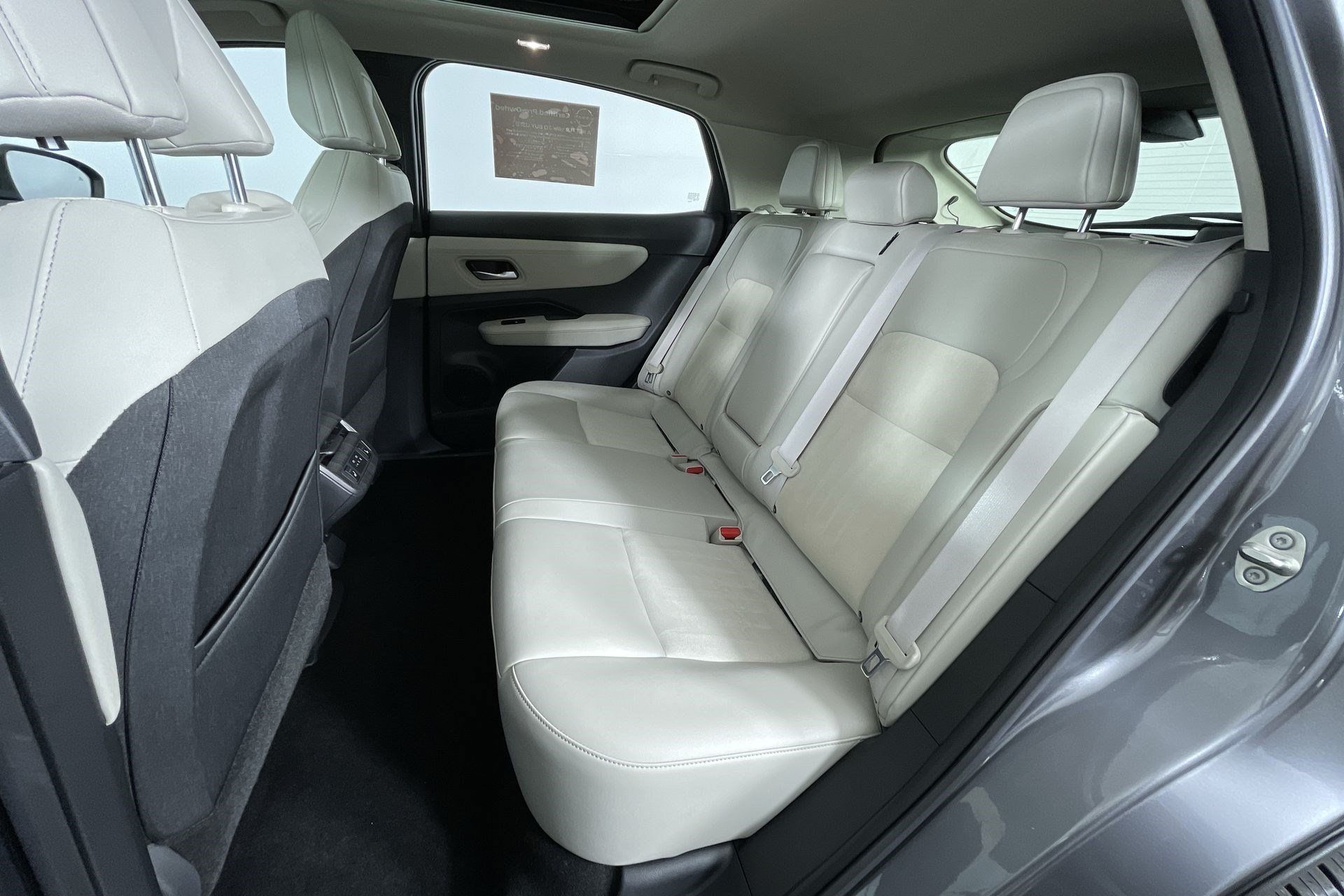 Certified 2024 Nissan Ariya AWD image 23