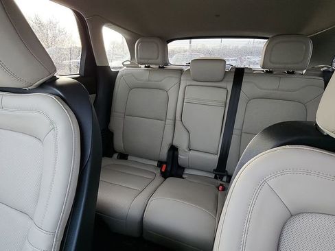 Used 2025 Lincoln Corsair FWD w/ Equipment Group 101A image 12