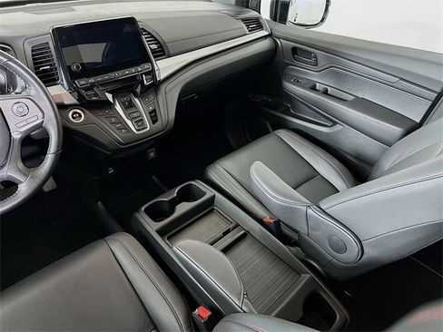 Certified 2024 Honda Odyssey Sport image 31