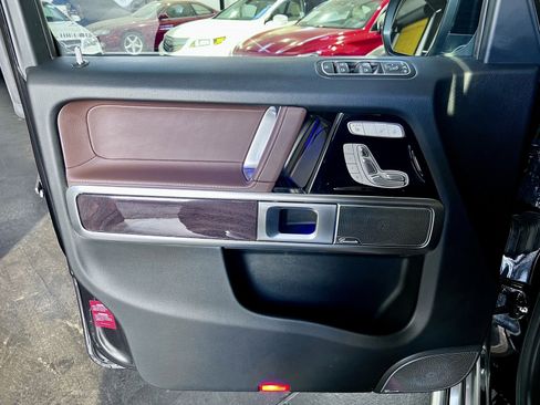 Used 2020 Mercedes-Benz G 550 image 24