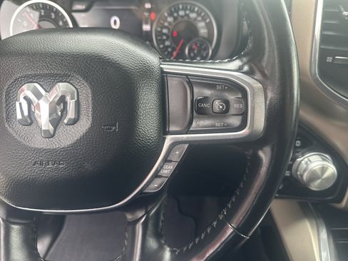 Used 2022 RAM 1500 Laramie AWD/4WD image 13
