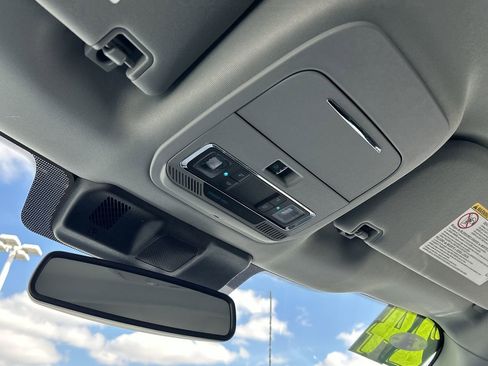 Used 2024 Ford F250 Lariat AWD/4WD image 29