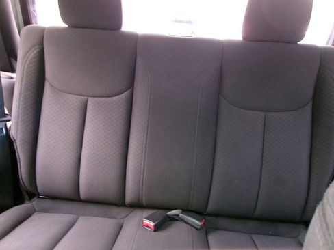 Used 2016 Jeep Wrangler Sport image 11