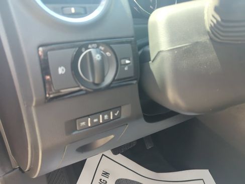 Used 2015 Chevrolet Captiva Sport LS FWD image 17