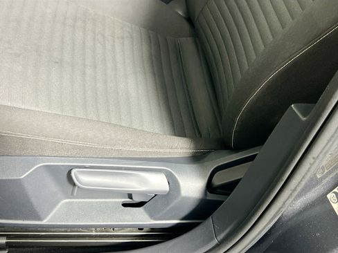 Used 2024 Volkswagen Jetta S image 15