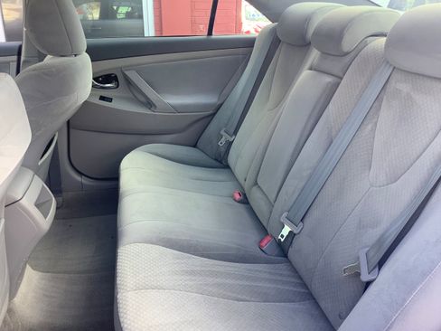 Used 2009 Toyota Camry LE image 13