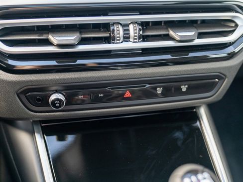 Used 2024 BMW M2 w/ Lighting Package image 32