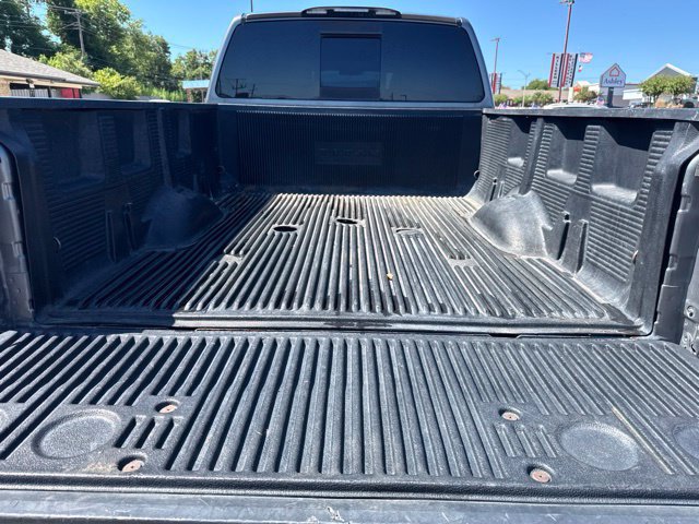 Used 2018 Nissan Titan SV AWD/4WD image 20