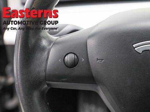 Used 2018 Tesla Model 3 Long Range image 15