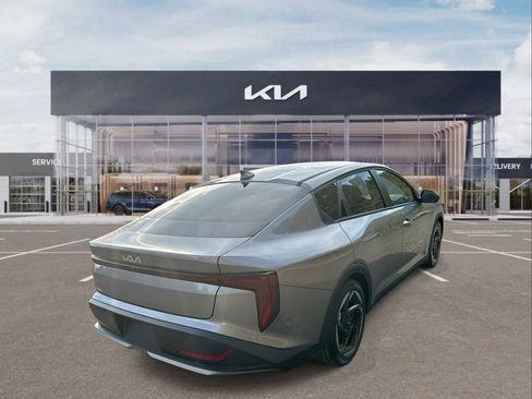 New 2025 Kia K4 EX image 8