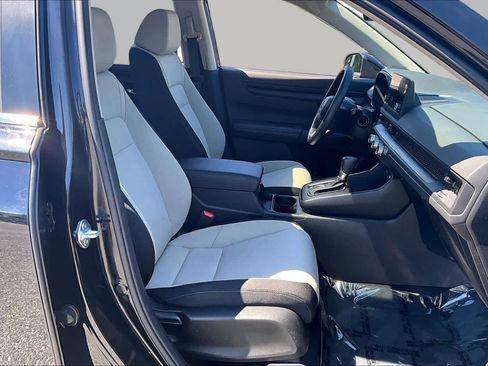 Used 2023 Honda CR-V EX image 9