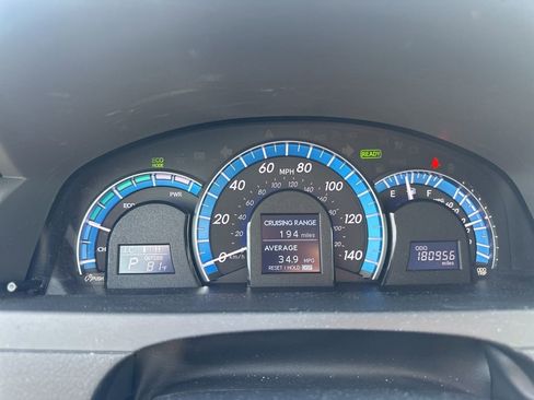 Used 2012 Toyota Camry XLE w/ Leather Pkg FWD image 6