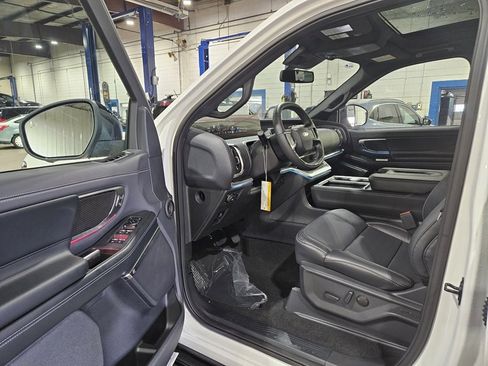 New 2025 Ford Expedition Max Platinum w/ Stealth Performance Package image 26