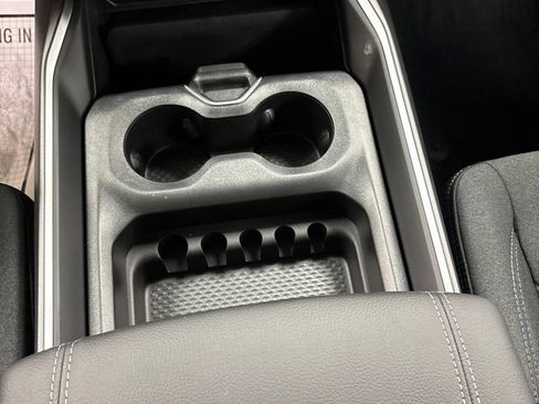 New 2026 RAM 1500 Express AWD/4WD image 14