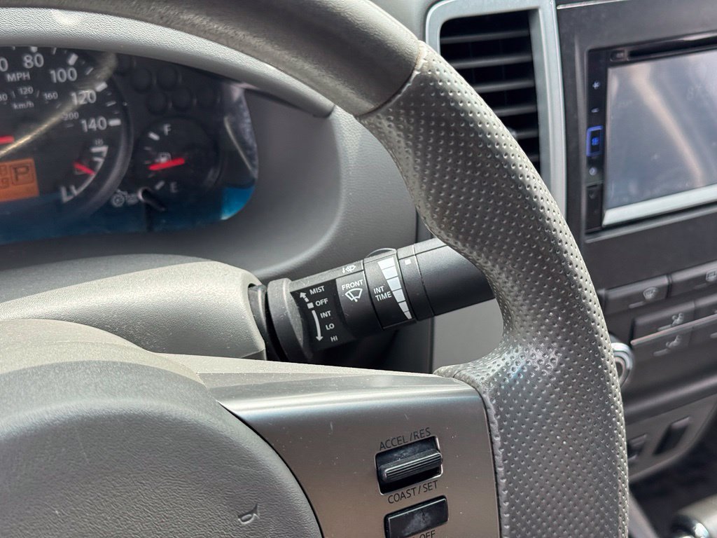 Used 2012 Nissan Frontier SV AWD/4WD image 26