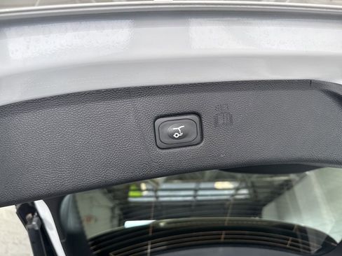 Used 2024 Ford Edge SEL w/ Convenience Package AWD/4WD image 11