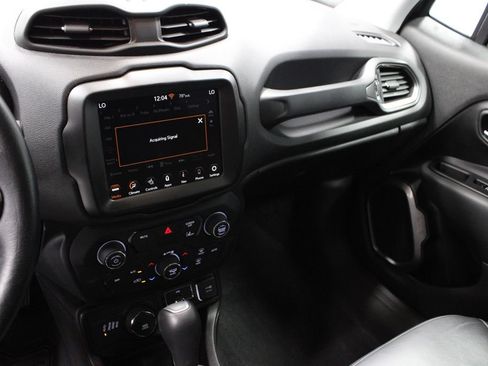 Used 2022 Jeep Renegade Limited AWD/4WD image 30
