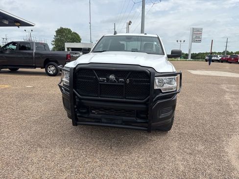Used 2022 RAM 2500 Tradesman AWD/4WD image 3