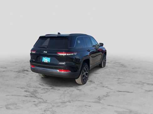 New 2025 Jeep Grand Cherokee Limited image 8