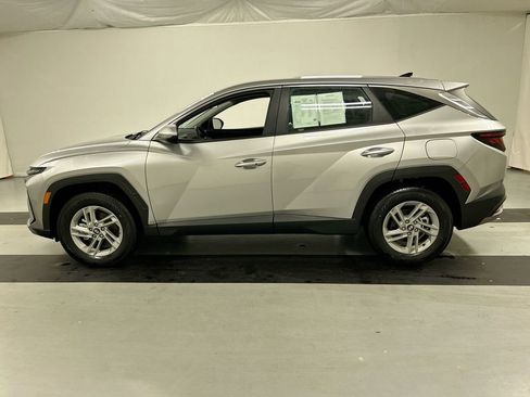 Used 2025 Hyundai Tucson SE image 7