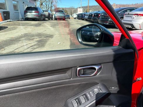 Used 2025 Honda Civic Sport image 17