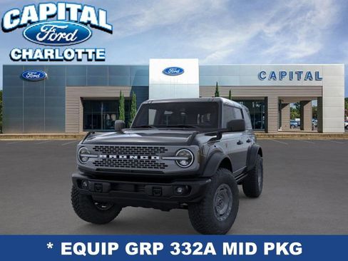 New 2025 Ford Bronco Badlands w/ Sasquatch Package image 2