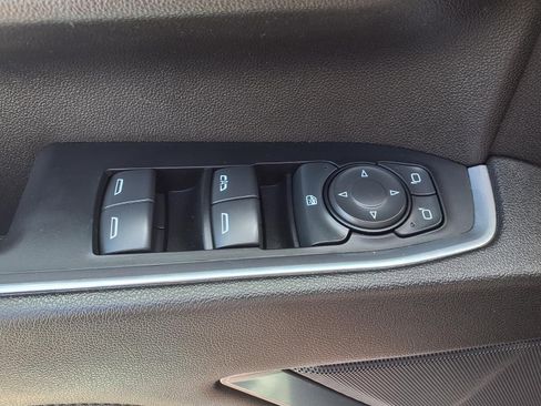 Used 2024 Chevrolet Silverado 2500 LT AWD/4WD image 10