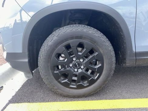 Used 2023 Honda Passport TrailSport image 4