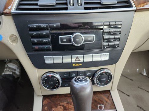 Used 2012 Mercedes-Benz C 300 4MATIC Sedan image 30