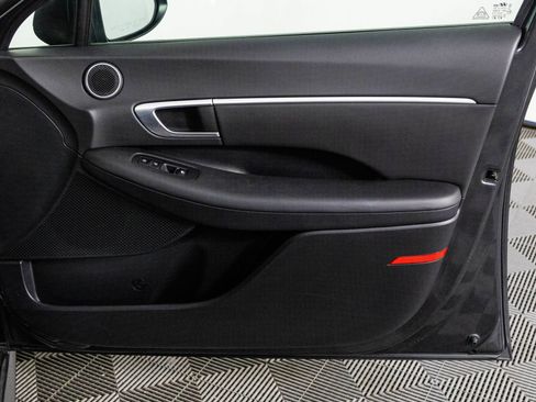 Used 2022 Hyundai Sonata SEL w/ Winter Weather Package image 40