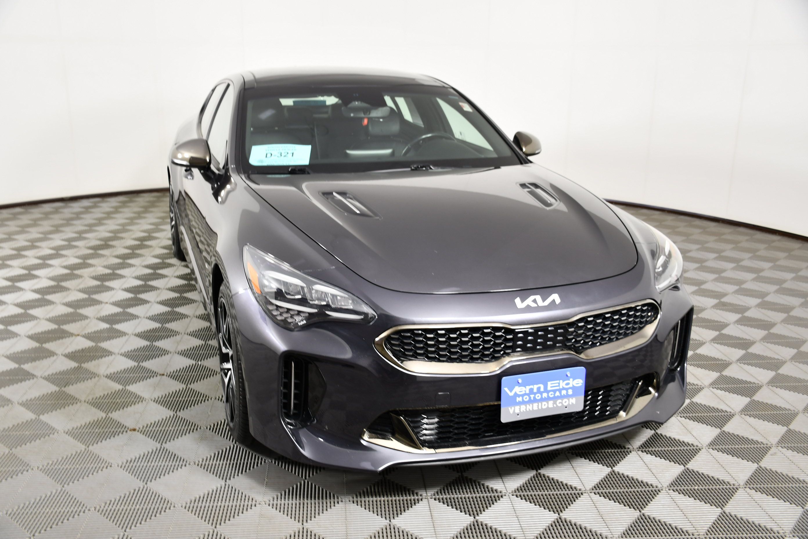 Used 2023 Kia Stinger GT-Line w/ Sun & Sound Package AWD/4WD image 3