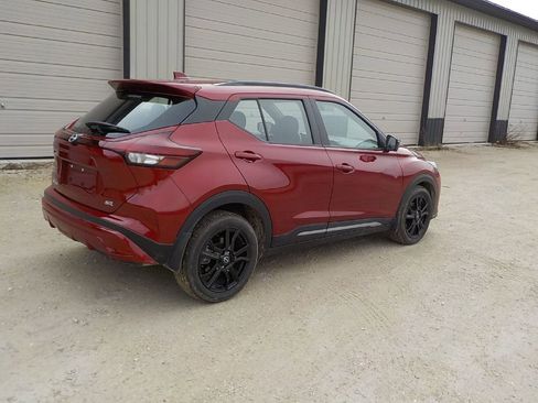 Used 2024 Nissan Kicks SR image 5
