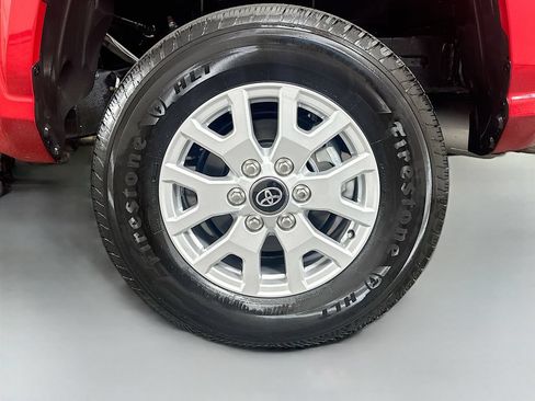 Used 2026 Toyota Tacoma SR5 AWD/4WD image 29