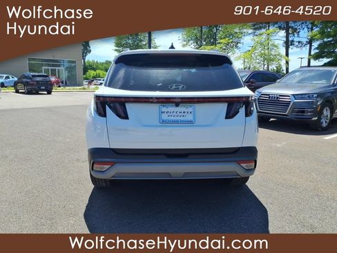 Used 2025 Hyundai Tucson SEL FWD image 4