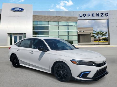 Used 2022 Honda Civic Sport image 3