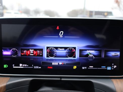 Used 2023 Mercedes-Benz C 300 4MATIC Sedan image 30