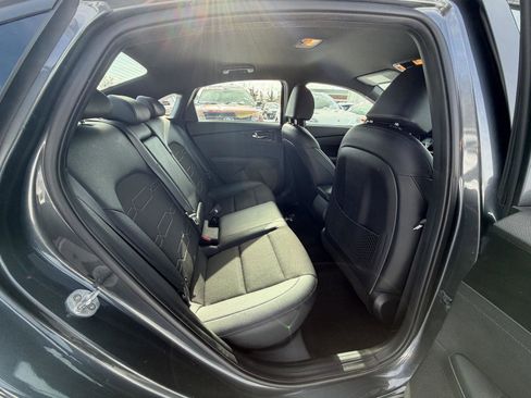 Used 2021 Kia Forte GT-Line image 22