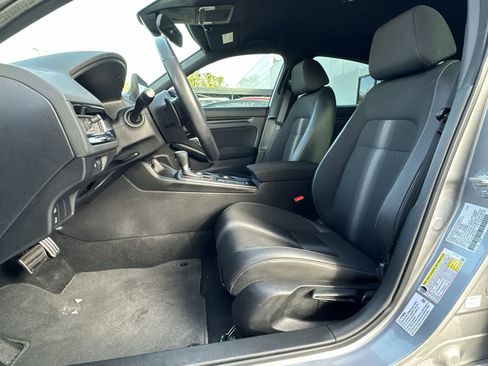 Used 2024 Honda Civic Sport image 3