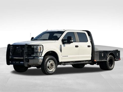 Used 2019 Ford F350 XL w/ Power Equipment Group image 7