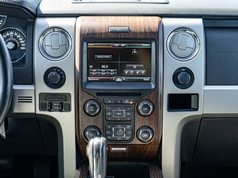 Used 2013 Ford F150 Lariat w/ Mid Equipment Group AWD/4WD image 18