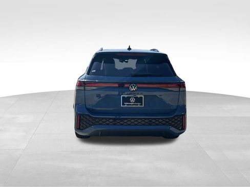 New 2026 Volkswagen Tiguan SE R-Line image 4