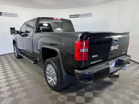 Used 2016 GMC Sierra 2500 Denali image 4