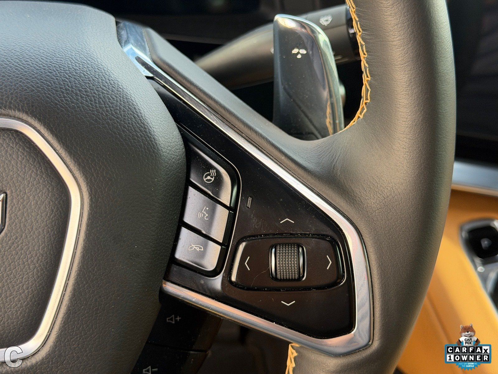 Used 2024 Chevrolet Corvette Stingray Preferred Cpe w/ Battery Protection Package RWD image 16