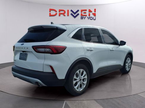 Used 2023 Ford Escape Active FWD image 5