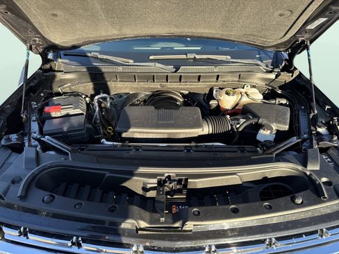 Used 2024 Chevrolet Tahoe Premier image 13