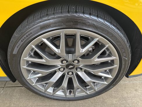 Used 2024 Ford Mustang GT Premium image 11