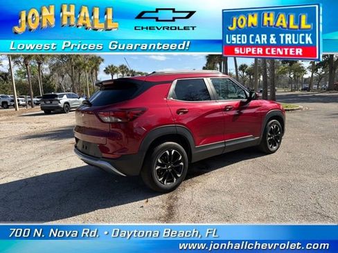 Used 2021 Chevrolet TrailBlazer LT w/ Convenience Package image 9