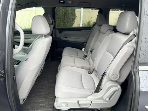 Used 2024 Honda Odyssey EX image 14