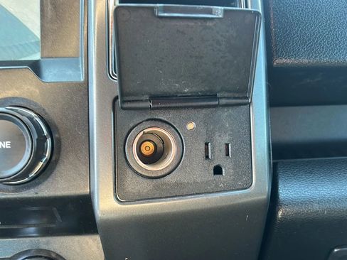 Used 2018 Ford F150 XLT w/ Equipment Group 302A Luxury image 24